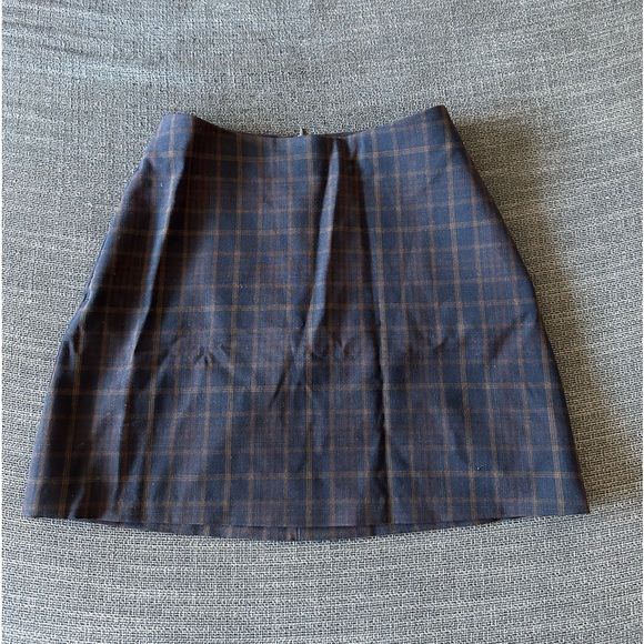 Aritzia Wilfred Margaux Blazer and matching skirt SET - Picture 7 of 8